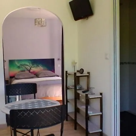 Le Clos Des Palombes Wifi Climatisation Guest house *